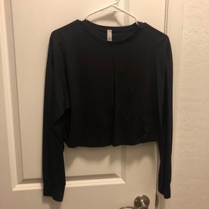 Lululemon Black Crop Long sleeve